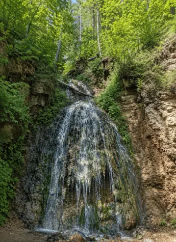 Береснятский водопад