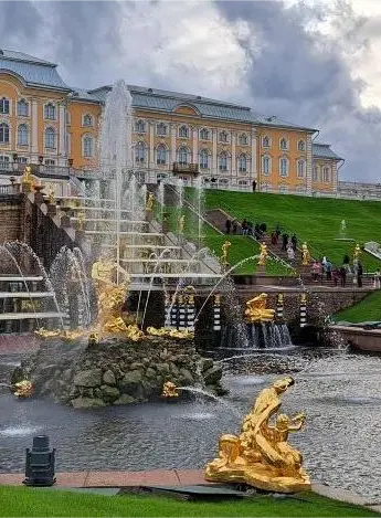 Тур "Закрытие фонтанов в Санкт-Петербурге"